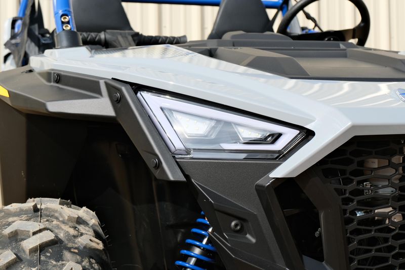 NEW 2026 POLARIS RZR 200 EFI Image 10