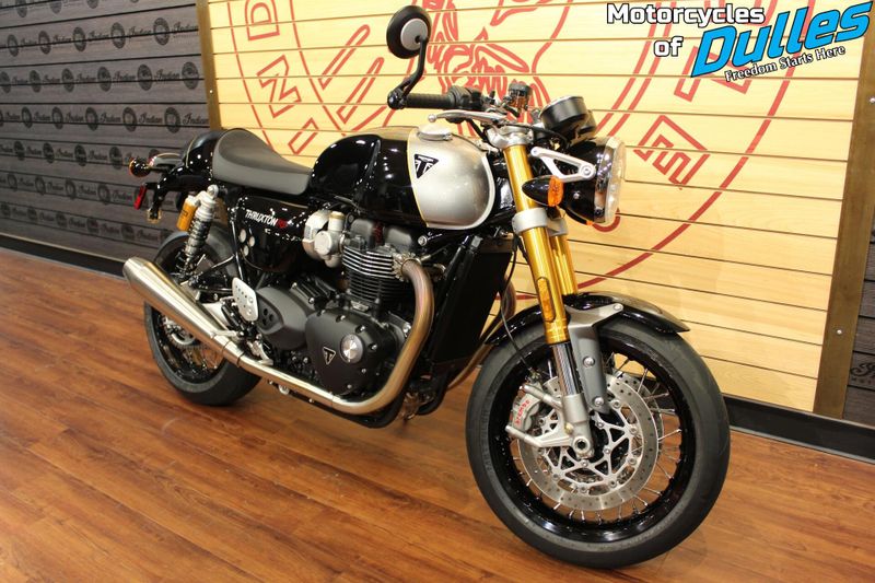 2024 Triumph Thruxton RS Image 2
