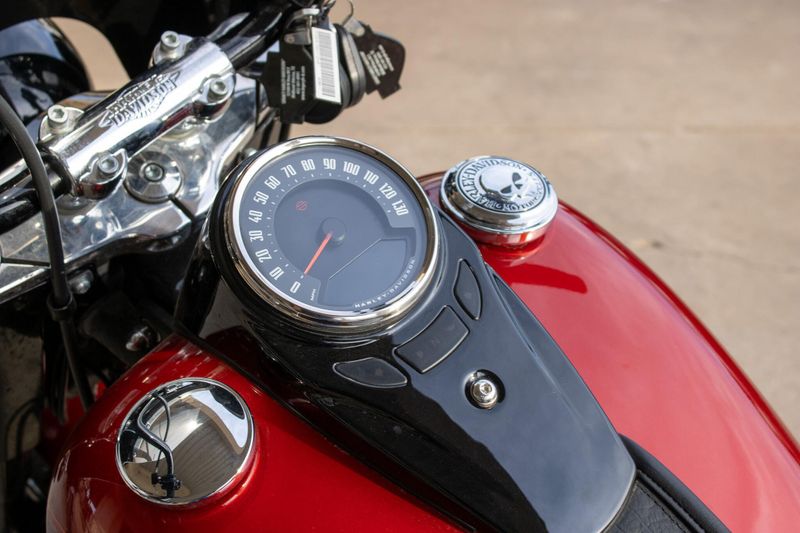 USED 2019 HARLEY SOFTAIL HERITAGE CLASSIC 114 Image 15