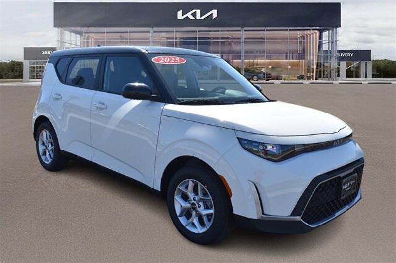 New 2025 Kia Soul SImage 1