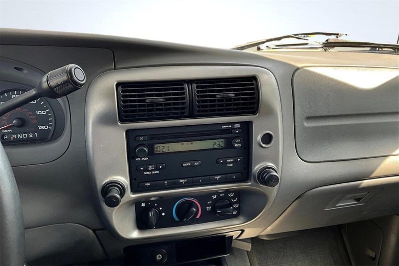 2008 Ford Ranger XLT photo 22