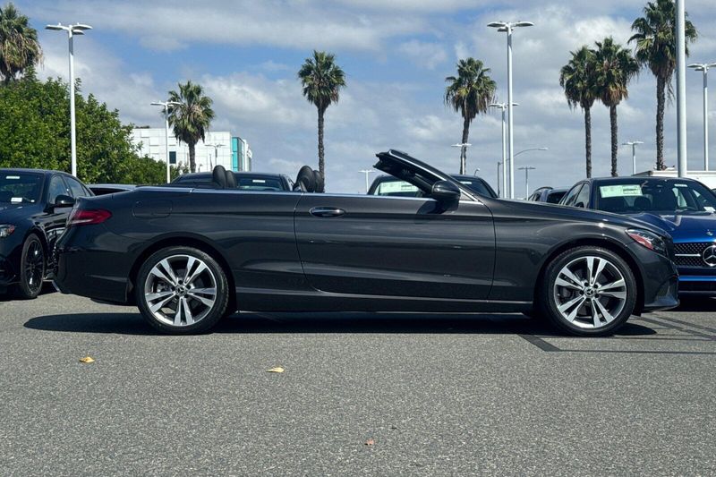 Used 2023 Mercedes-Benz C-Class C 300Image 3