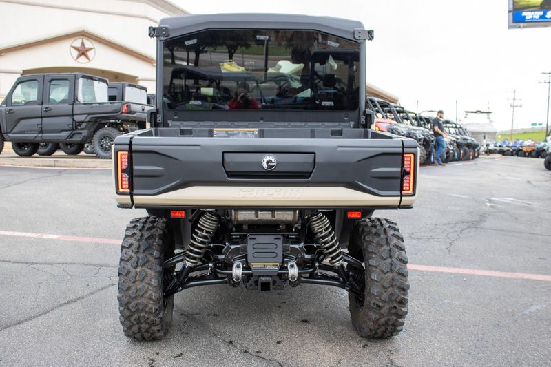 NEW 2026 CAN-AM DEFENDER LIMITED CAB HD11 Image 46