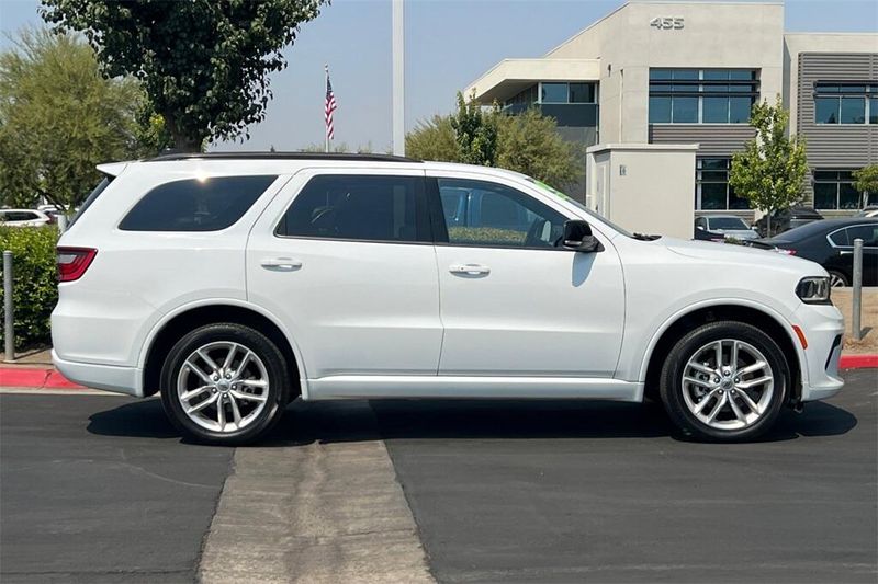 2024 Dodge Durango GT Plus photo 2