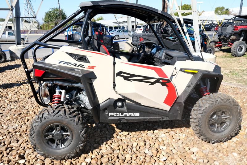NEW 2026 POLARIS RZR TRAIL S 1000 ULTIMATE Image 2