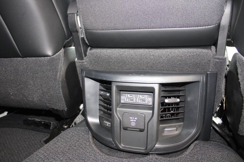 2024 Ram 2500 Laramie photo 25