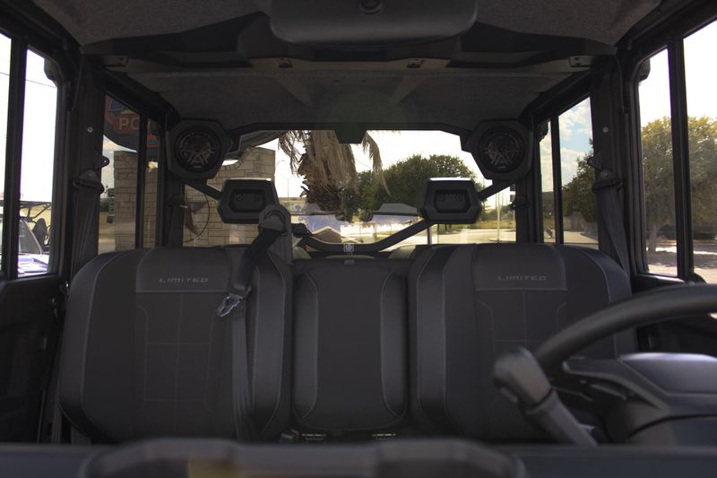 NEW 2026 CAN-AM DEFENDER MAX LIMITED CAB HD11 Image 29