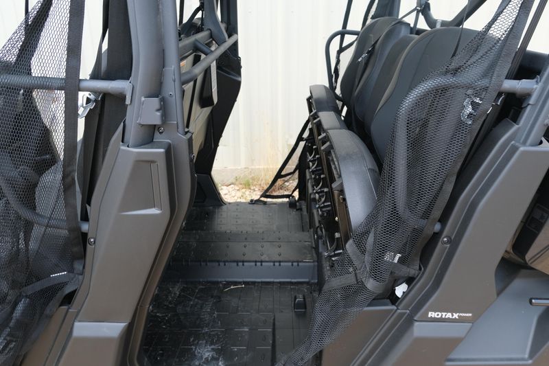 2025 Can-Am DEFENDER MAX XT HD10  STEALTH BLACK Image 19