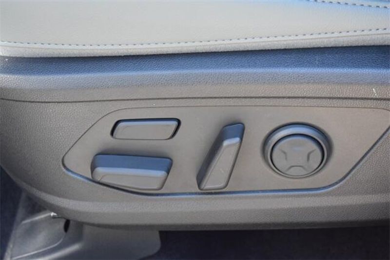 New 2025 Kia Sorento X-Line SX PrestigeImage 25