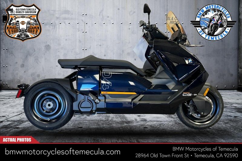 2024 BMW CE 04 in a IMPERIAL BLUE METALLIC exterior color. BMW Motorcycles of Temecula – Southern California 951-395-0675 bmwmotorcyclesoftemecula.com 
