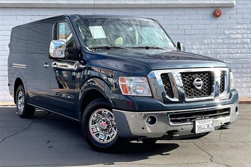 Used 2018 Nissan NV Passenger NV3500 HD SLImage 12