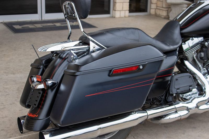 USED 2016 HARLEY STREET GLIDE SPECIAL Image 8