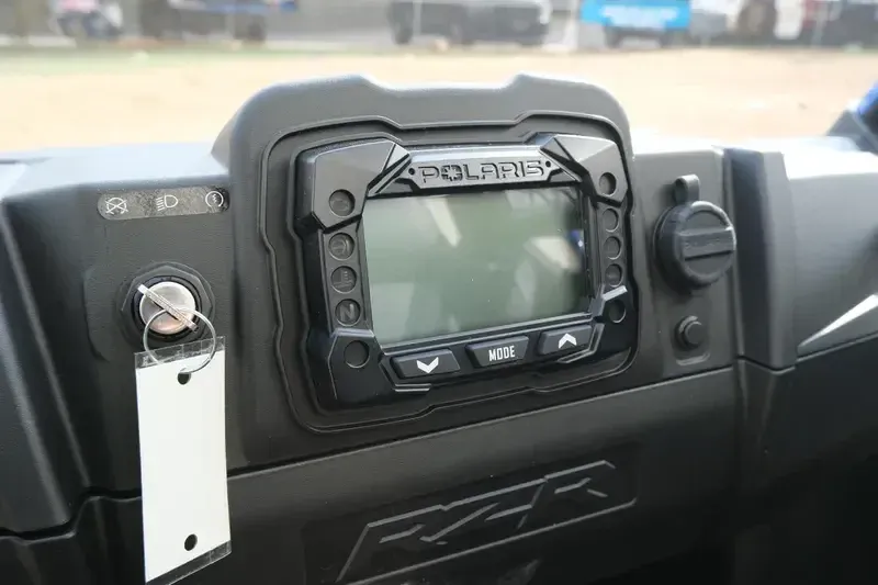 NEW 2026 POLARIS RZR 200 EFI Image 12