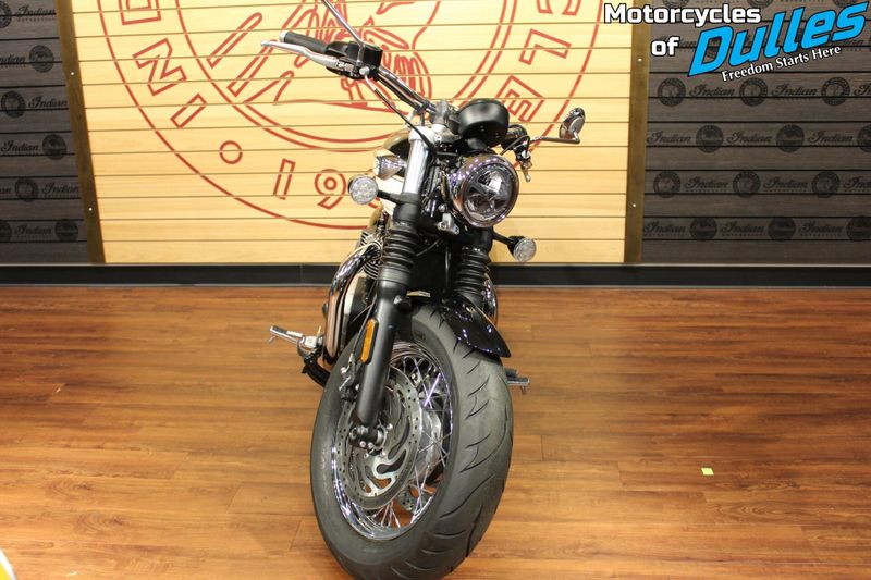 2023 Triumph Speedmaster Image 3