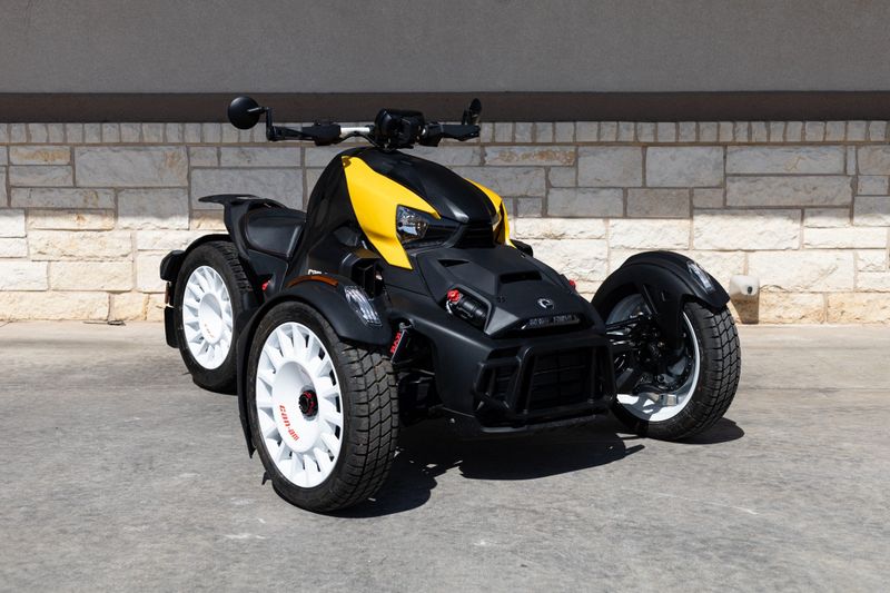 2023 CAN-AM RD RYKER RALLY 900 23  Family PowerSports (877) 886-1997 familypowersports.com 