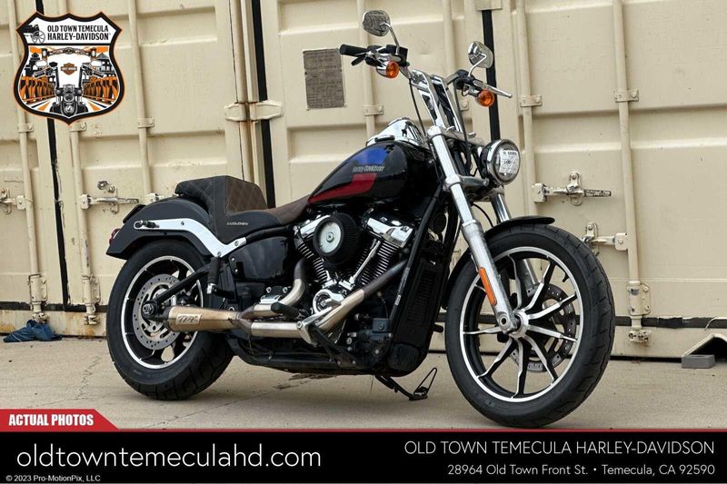 2020 Harley-Davidson Softail in a Black exterior color. BMW Motorcycles of Temecula – Southern California (951) 506-6903 bmwmotorcyclesoftemecula.com 