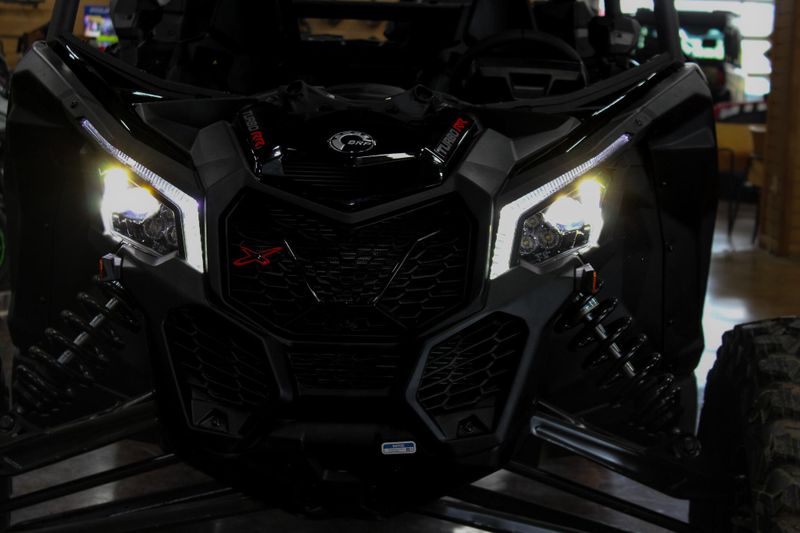 2025 Can-Am MAVERICK X3 MAX X RS TURBO RR TRIPLE BLACK Image 14