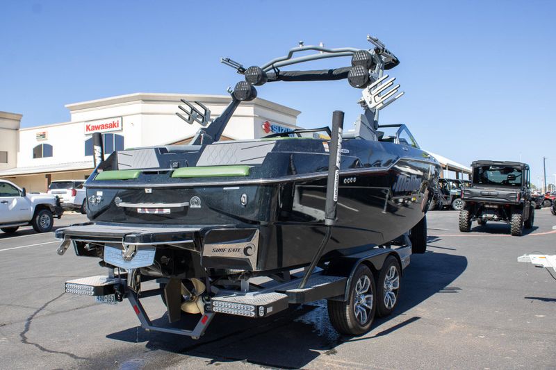 2023 MALIBU M220Image 5