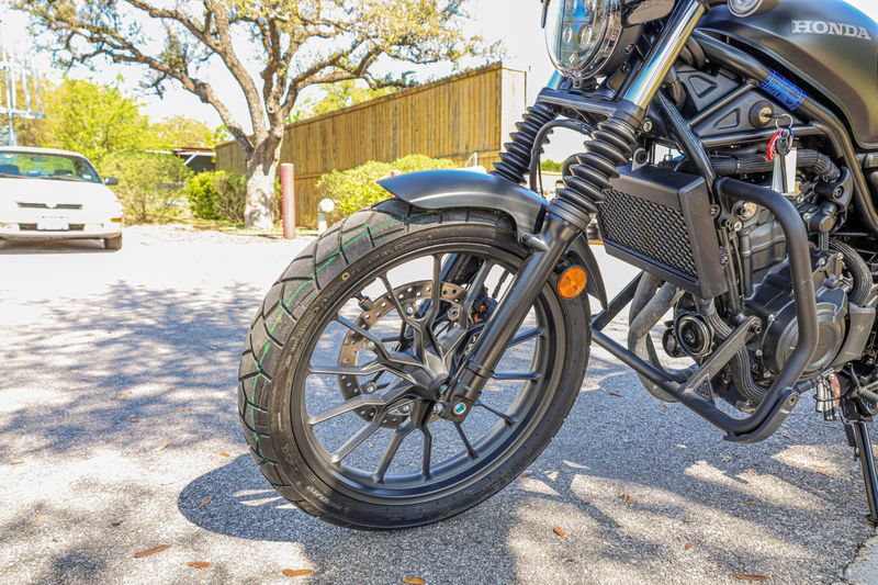 USED 2025 HONDA SCL 500 Image 7