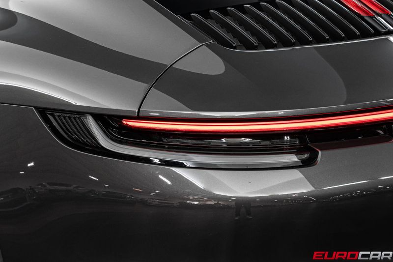 2024 Porsche 911 Carrera 4S *SPORTDESIGN PACK * SUNROOF*Image 18