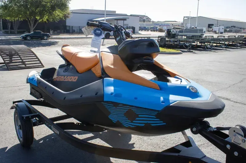 NEW 2026 SEADOO SPARK TRIXX FOR 3 90HP WITH SOUND SYSTEM Image 4