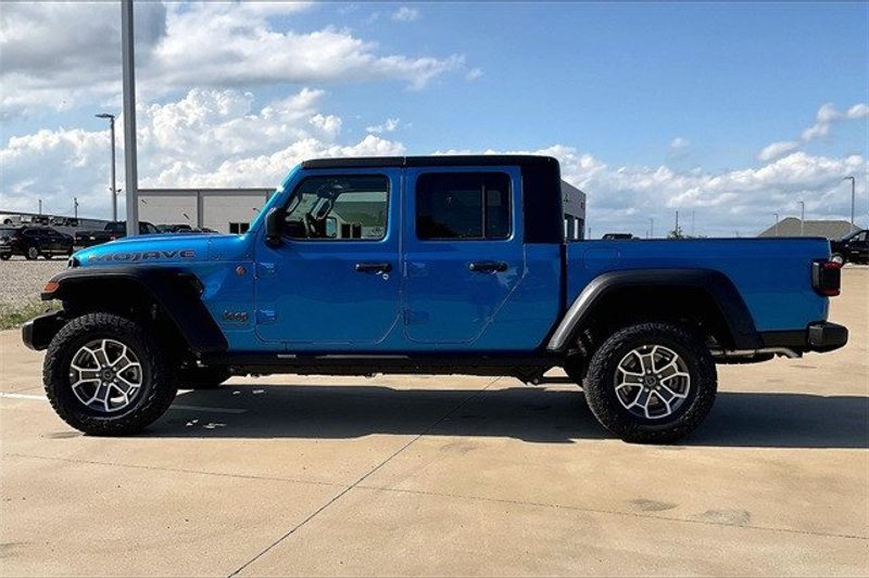 2024 Jeep Gladiator Mojave 4x4Image 14