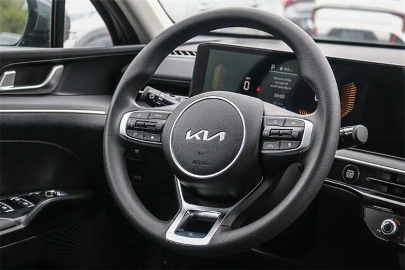 New 2026 Kia K5 LXSImage 8