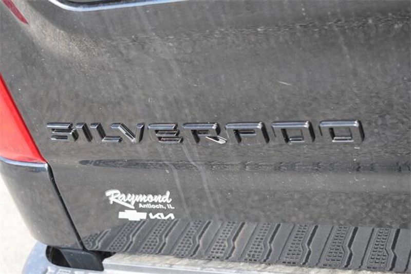 2025 Chevrolet Silverado 1500 LTZImage 21