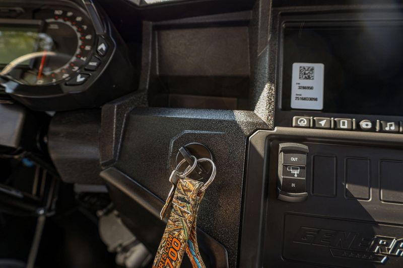 NEW 2026 POLARIS GENERAL XP 4 1000 ULTIMATE Image 4