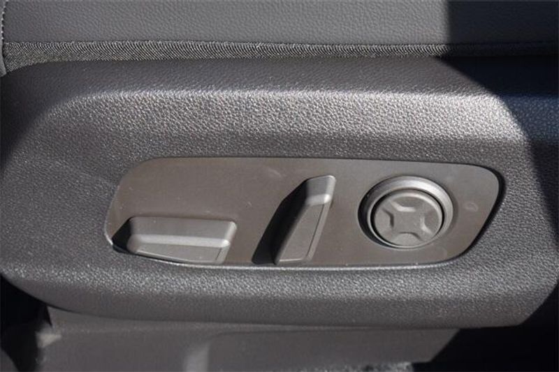 New 2026 Kia Carnival Hybrid SX PrestigeImage 28