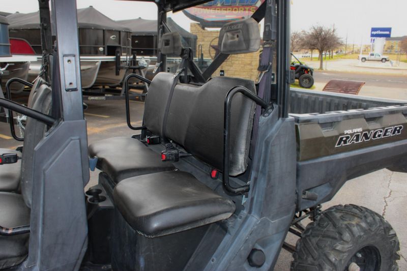 2019 Polaris RANGER CREW XP 1000 EPS SAGE GREENImage 3