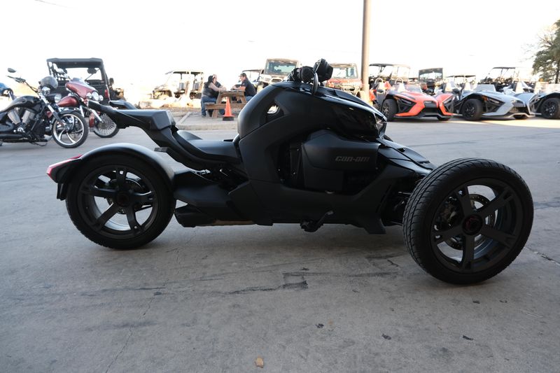 2022 Can-Am RYKER 600 BLACKImage 9