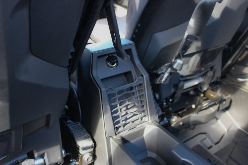 NEW 2025 POLARIS RZR PRO R 4 ULTIMATE Image 24