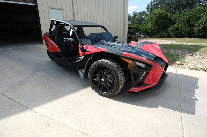 2024 Polaris SLINGSHOT SLR AUTODRIVE SLINGSHOT RED PEARLImage 1