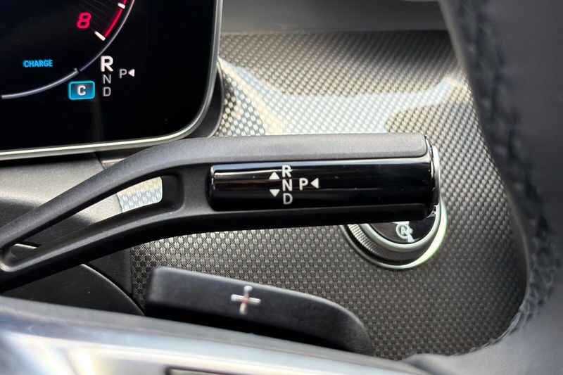New 2026 Mercedes-Benz C-Class C 300Image 17