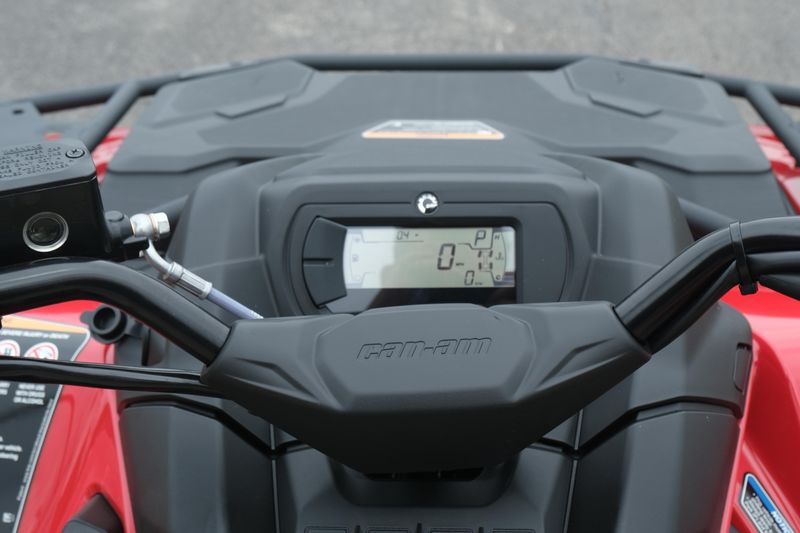 2025 Can-Am OUTLANDER DPS 500 LEGION RED Image 15
