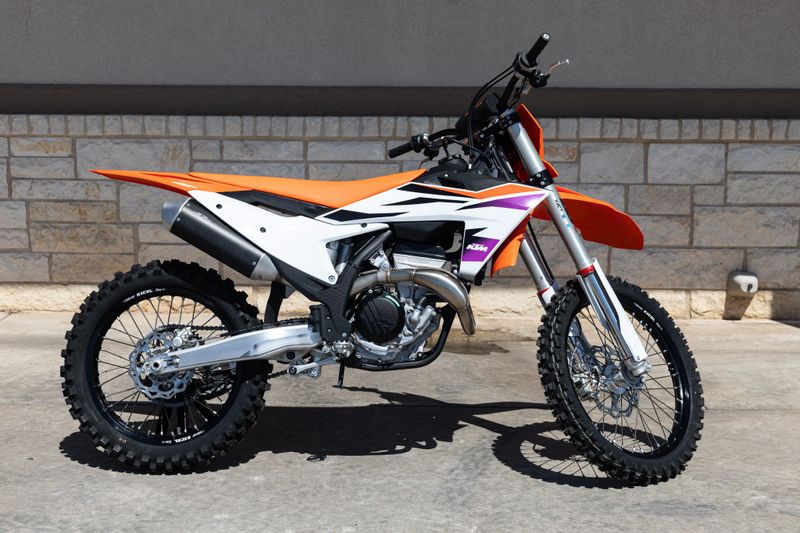 2024 KTM 350 SXF ORANGEImage 16