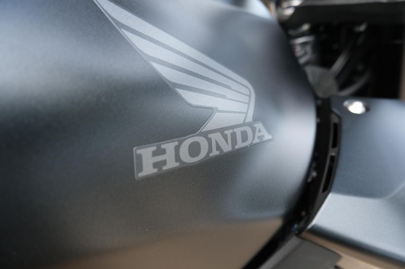 2024 Honda CB500F ABS MATTE BLACK METALLICImage 17