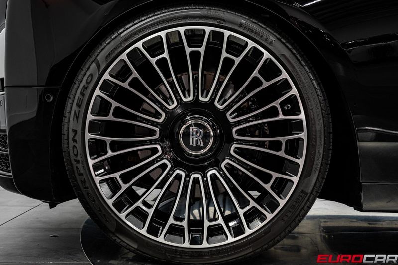 Used 2024 Rolls-Royce Phantom *IMMERSIVE REAR SEATING * FULL BODY PPF*Image 20