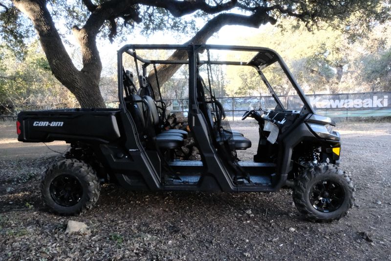 2025 Can-Am DEFENDER MAX DPS HD10 STEALTH BLACKImage 23