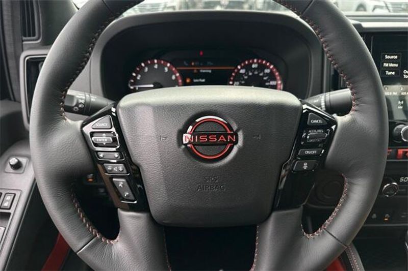 New 2025 Nissan Frontier PRO-XImage 19