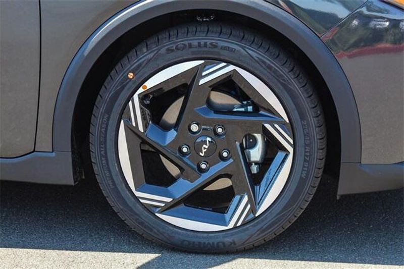 New 2025 Kia K4 EXImage 28