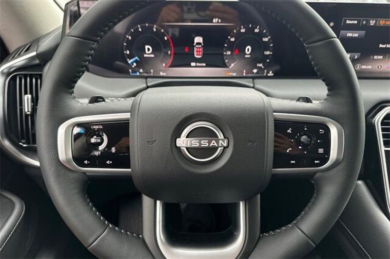 New 2025 Nissan Armada SVImage 21