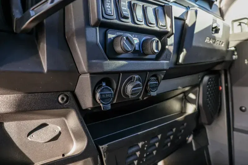 NEW 2026 POLARIS RANGER CREW XP 1000 NORTHSTAR EDITION ULTIMATE Image 13