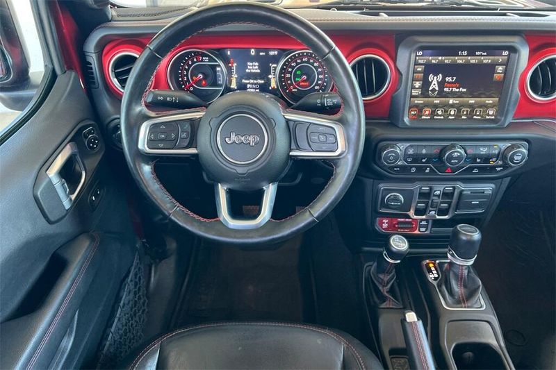 2021 Jeep Gladiator Rubicon photo 14