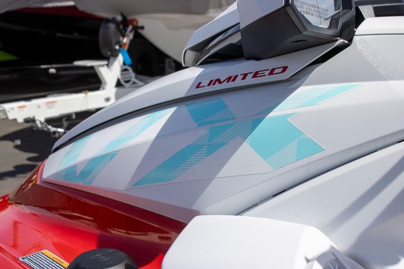 NEW 2025 YAMAHA VX LIMITED Image 11