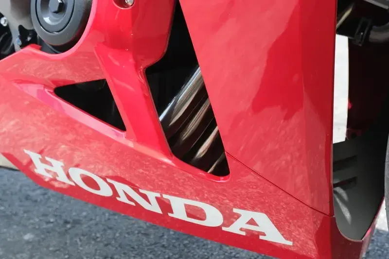 2024 Honda CBR650R ABS GRAND PRIX RED Image 11