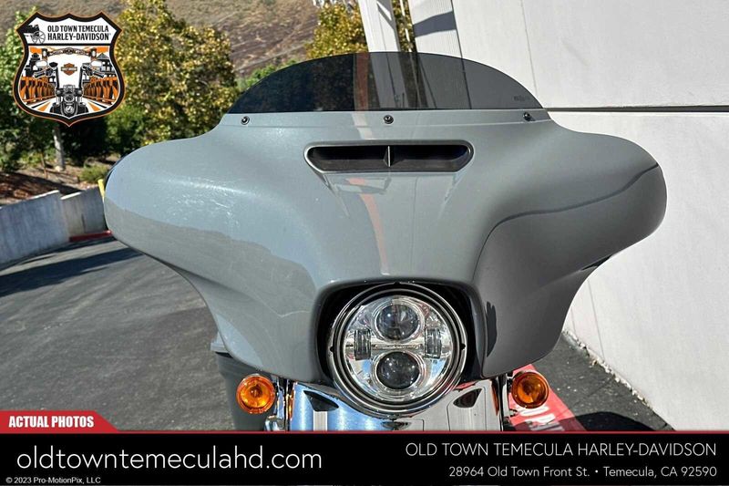 2022 Harley-Davidson Street Glide in a GUNSHIP GRAY exterior color. BMW Motorcycles of Temecula – Southern California (951) 506-6903 bmwmotorcyclesoftemecula.com 