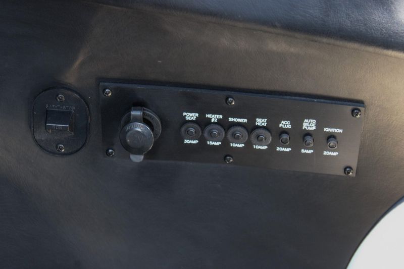 Used 2011 MALIBU WAKESETTER 247 Image 25