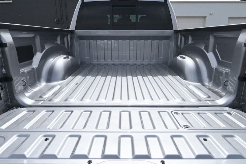2025 RAM 1500 RebelImage 9